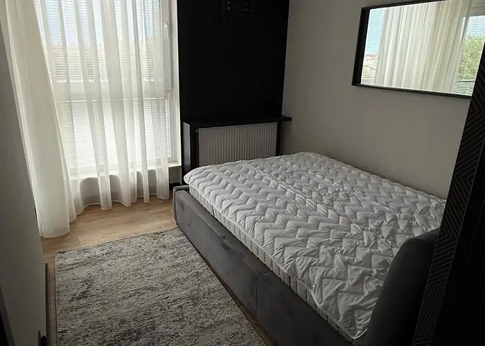 2level Bulwary Centrum غنيزنو