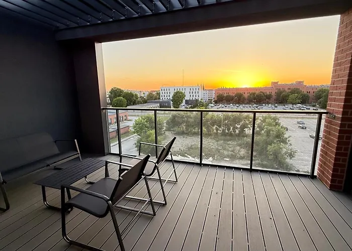 2level Bulwary Centrum * غنيزنو